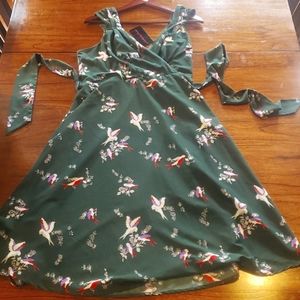 Green dress with birds on branches nwt